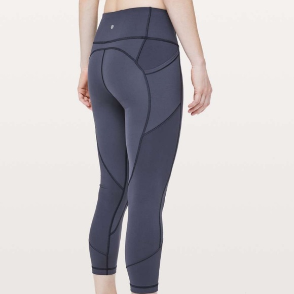 New Lululemon All The Right Places - Picture 3 of 6